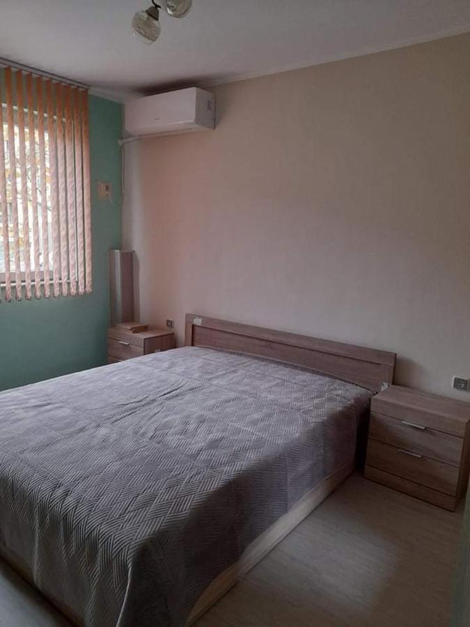 Теодора Apartamento Ruse Exterior foto