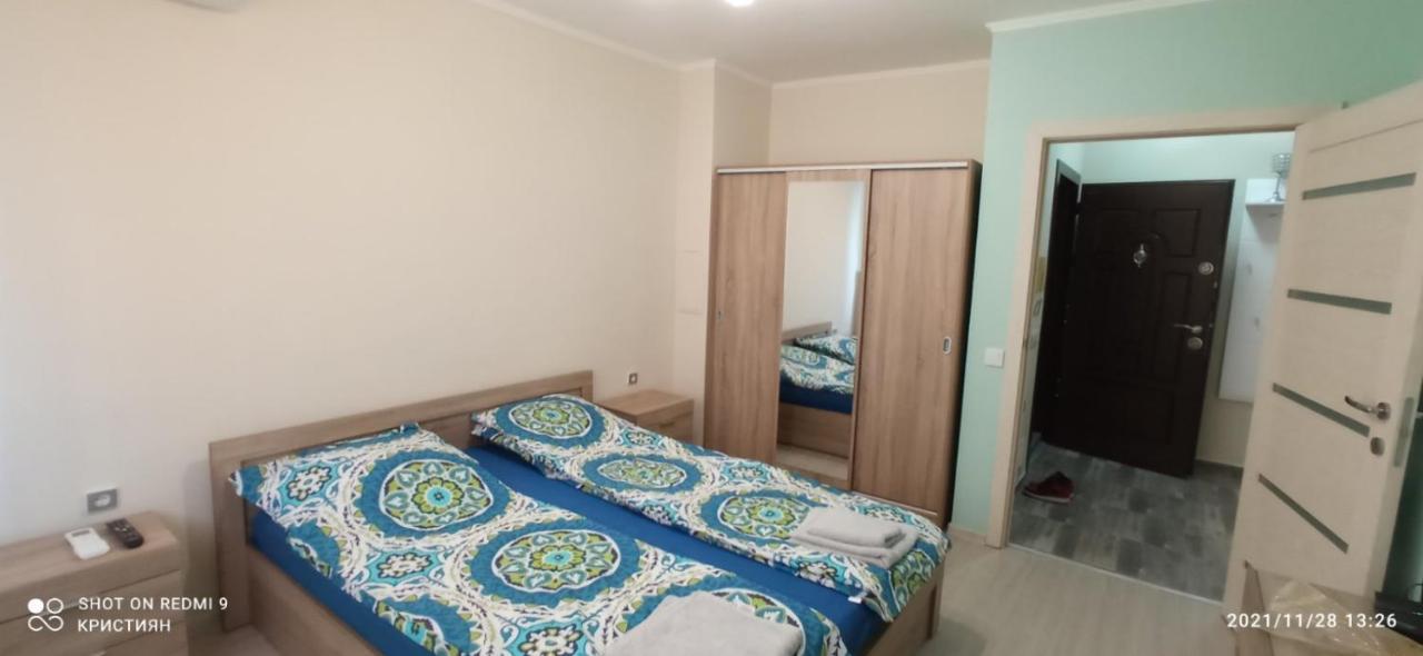 Теодора Apartamento Ruse Exterior foto