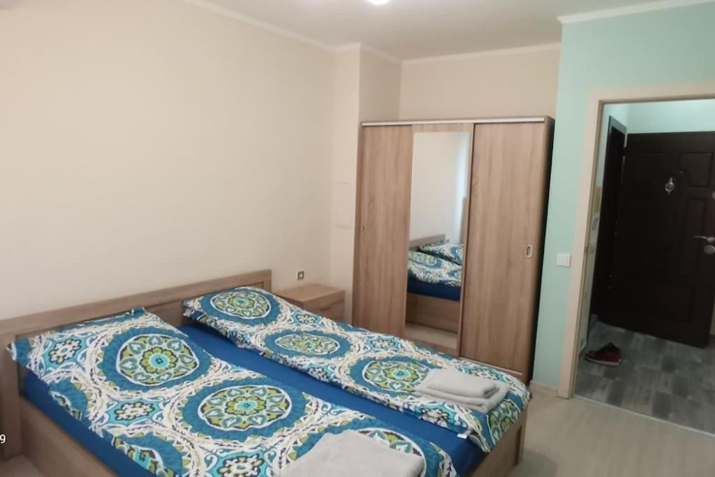 Теодора Apartamento Ruse Exterior foto